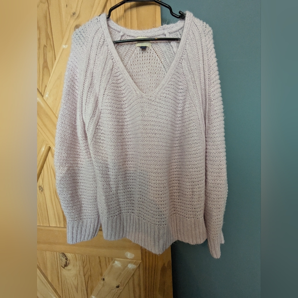 Universal Thread light purple lilac sweater